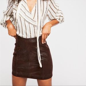 FREE PEOPLE modern femme vegan suede mini skirt - Expresso Brown